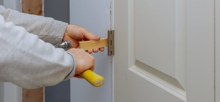 fiberglass entry door repair in El Sobrante